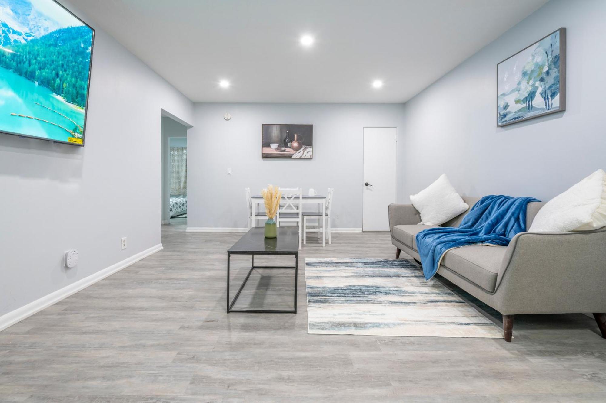 Centre Street Upper 2Bedsuite 4408 Calgary Luaran gambar
